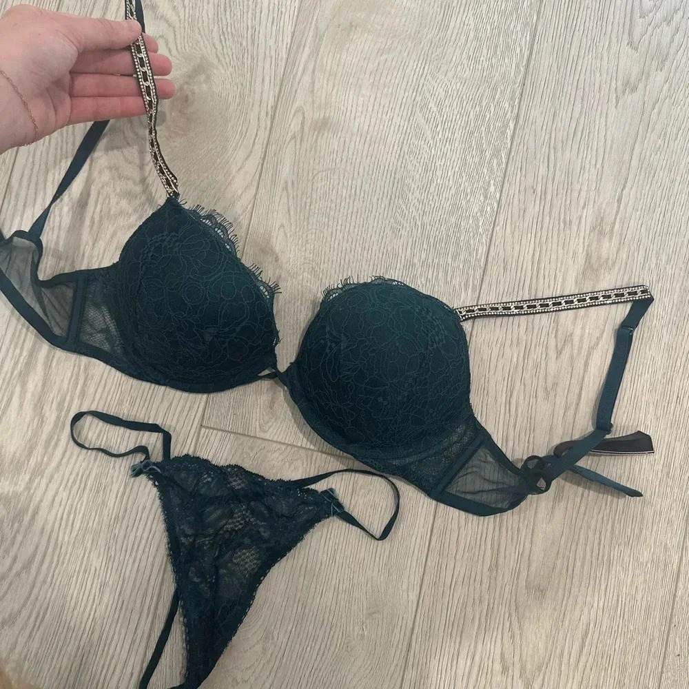 VICTORIAS SECRET NEW set - Picture 12 of 13
